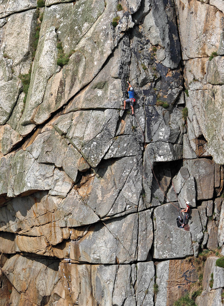 Doorpost (HS 4b) is one of the classic Cornish lines and deservedly so. Three varied pitches of loveliness with this being the final 4a pitch. Photo: © David Simmonite